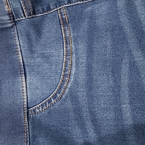 SONOMA WOMEN'S CAPRI PANTS JEANS SIZE 14 BLUE - Picture 8 of 11